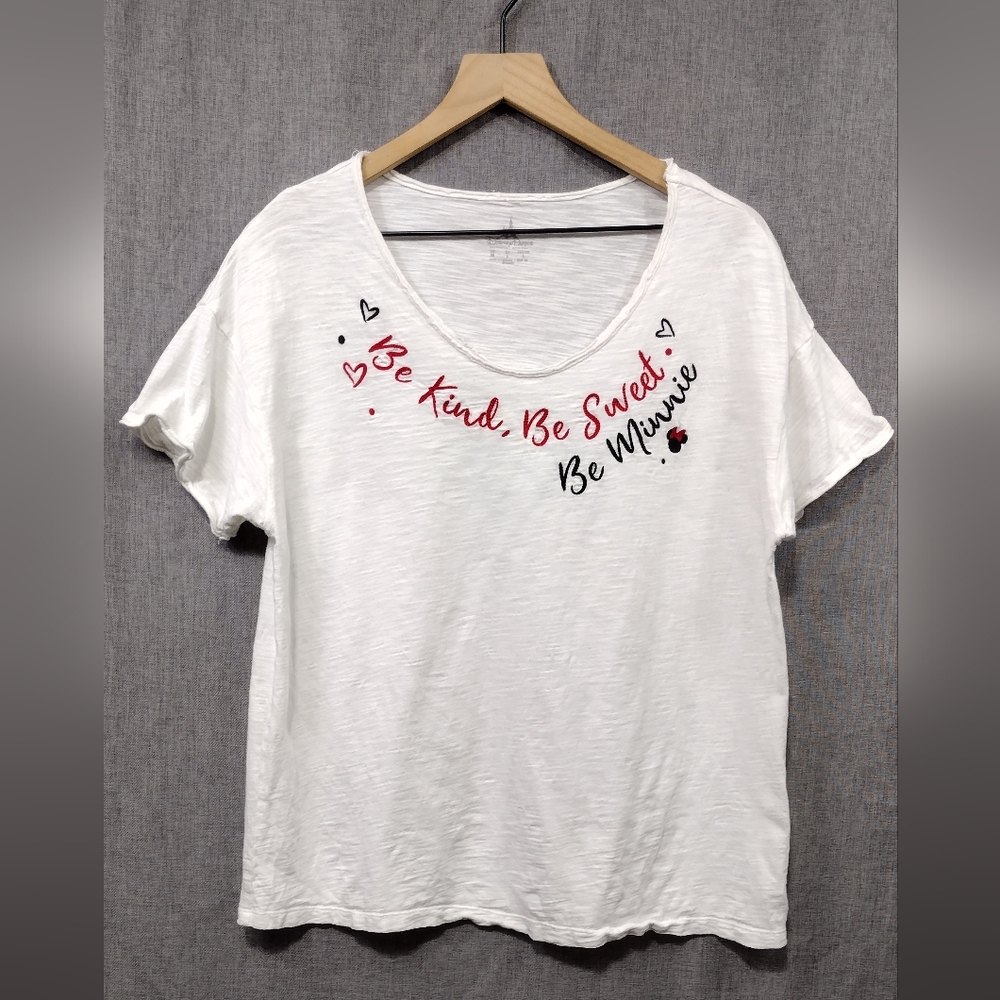 Disney Parks Shirt Be Kind Be Sweet Be Minnie Womens M White Vacation Minimalist